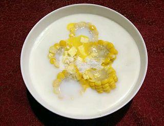 奶香<a href=/shicai/mimian/HuangYou/index.html target=_blank><u>黄油</u></a><a href=/shicai/mimian/YuMi/index.html target=_blank><u>玉米</u></a>棒