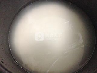 <a href=/shicai/rouqin/PiDan/index.html target=_blank><u>皮蛋</u></a>瘦肉粥