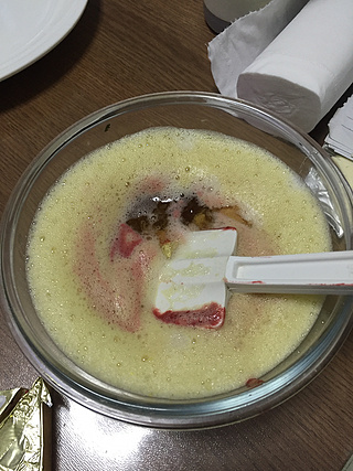 <a href=/shicai/guopin/CaoMei/index.html target=_blank><u>草莓</u></a>慕斯蛋糕