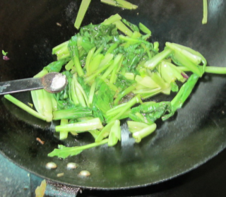 炒<a href=/shicai/shucai/XiaoBaiCai/index.html target=_blank><u>小<a href=/shicai/shucai/BaiCai/index.html target=_blank><u>白菜</u></a></u></a>