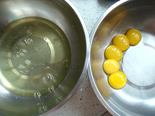 <a href=/shicai/guopin/ManYueMei/index.html target=_blank><u>蔓越莓</u></a><a href=zt/qifengdg target=_blank><u>戚风蛋糕</u></a>