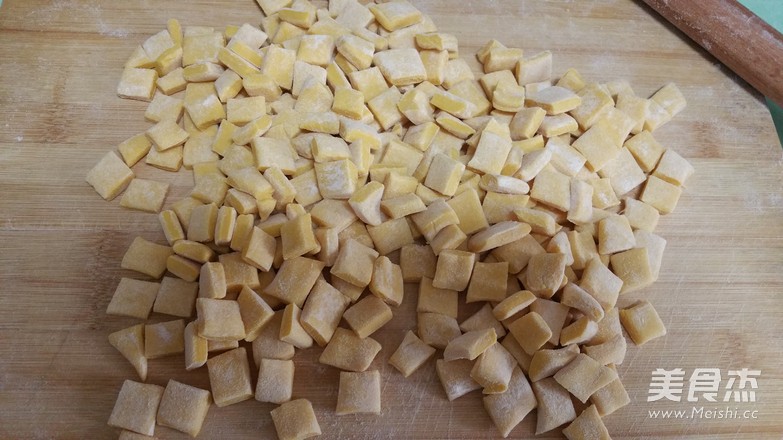 番茄炒猫耳朵的做法