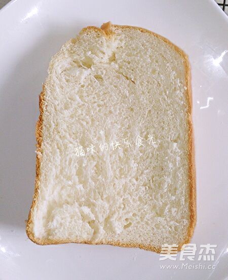 早餐---小鸟<a href=/shicai/mimian/MianBao/index.html target=_blank><u>面包</u></a>的做法