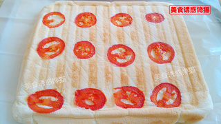 <a href=/shicai/shucai/XiHongShi/index.html target=_blank><u>西红柿</u></a>蛋糕卷