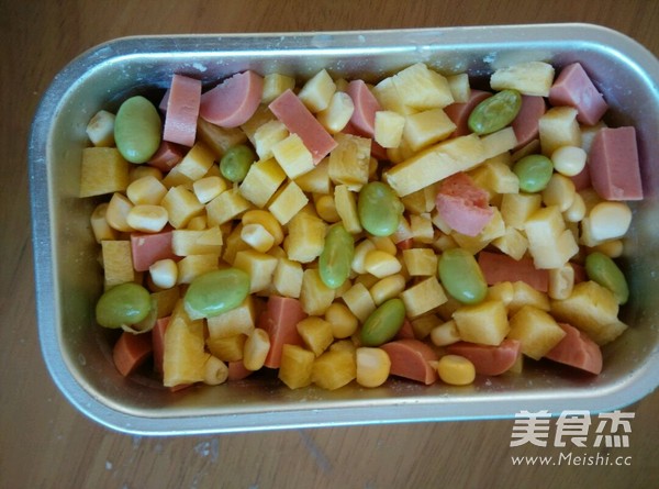 <a href=/shicai/mimian/ZhiShi/index.html target=_blank><u>芝士</u></a><a href=/shicai/shucai/TuDou/index.html target=_blank><u>土豆</u></a>泥的做法