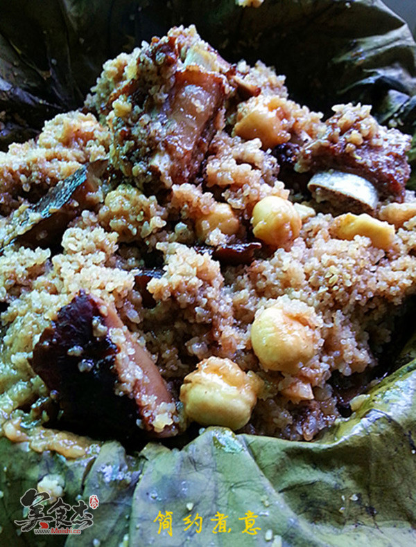 莲<a href=/shicai/rouqin/ZiPai/index.html target=_blank><u>子排</u></a>骨粉蒸肉dj.jpg