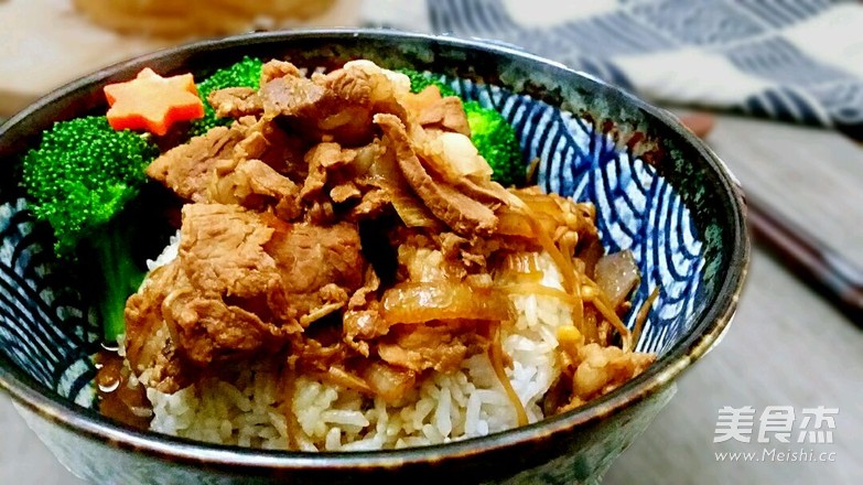 招牌牛丼饭的做法