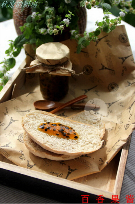 <a href=/shicai/guopin/BaiXiangGuo/index.html target=_blank><u>百香果</u></a>酱