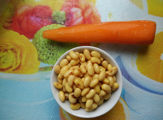 <a href=/shicai/shucai/HuLuoBo/index.html target=_blank><u>胡<a href=/shicai/shucai/LuoBo/index.html target=_blank><u>萝卜</u></a></u></a><a href=/shicai/mimian/DouJiang/index.html target=_blank><u>豆浆</u></a>