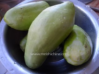 东北烧<a href=/shicai/shucai/QieZi/index.html target=_blank><u>茄子</u></a>