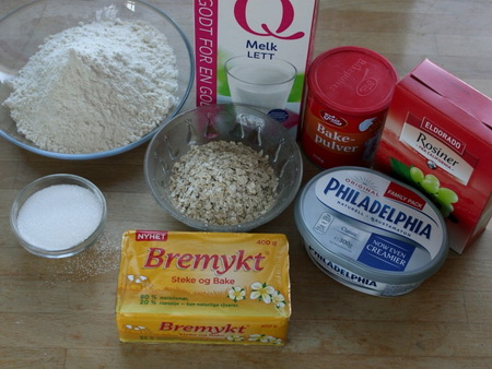 <a href=/shicai/mimian/YanMai/index.html target=_blank><u>燕麦</u></a><a href=/shicai/guopin/PuTaoGan/index.html target=_blank><u><a href=/shicai/guopin/PuTao/index.html target=_blank><u>葡萄</u></a>干</u></a>司康饼材料