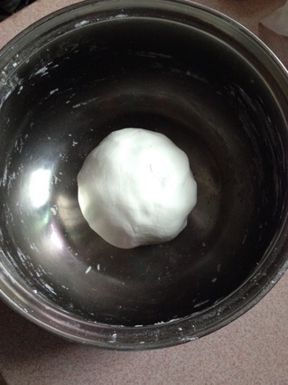 小猪<a href=/shicai/rouqin/XiongZhang/index.html target=_blank><u>熊掌</u></a>汤圆