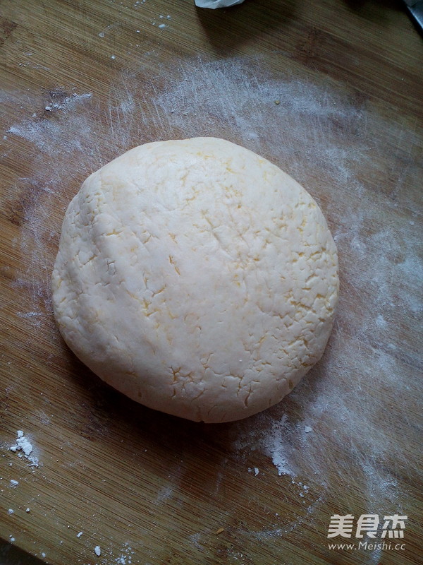 <a href=/shicai/shucai/NanGua/index.html target=_blank><u>南瓜</u></a>饼的做法