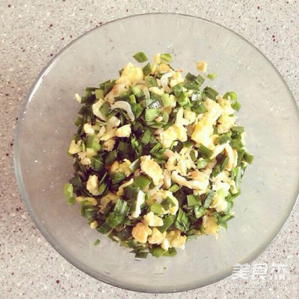 <a href=/shicai/shucai/JiuCai/index.html target=_blank><u>韭菜</u></a>盒子的做法