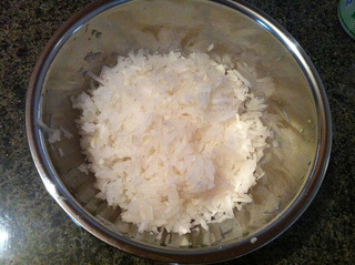 炸<a href=/shicai/shucai/BaiLuoBo/index.html target=_blank><u>白<a href=/shicai/shucai/LuoBo/index.html target=_blank><u>萝卜</u></a></u></a>丸子