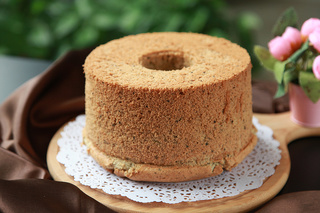 <a href=/shicai/guopin/HeiZhiMa/index.html target=_blank><u>黑<a href=/shicai/guopin/ZhiMa/index.html target=_blank><u>芝麻</u></a></u></a><a href=zt/qifengdg target=_blank><u>戚风蛋糕</u></a>