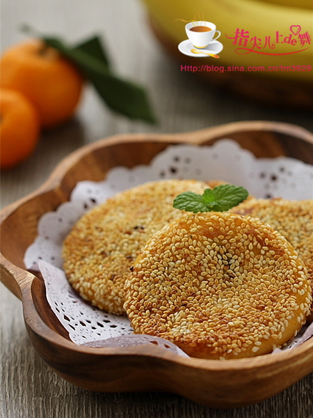 <a href=/shicai/guopin/ZhiMa/index.html target=_blank><u>芝麻</u></a><a href=/shicai/shucai/HongShu/index.html target=_blank><u>红薯</u></a>豆沙饼