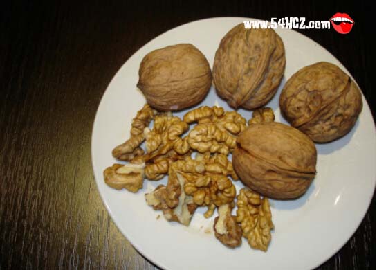 核<a href=/shicai/guopin/Tao/index.html target=_blank><u>桃</u></a>皮的功效与作用4