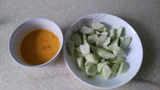 <a href=/shicai/shucai/SiGua/index.html target=_blank><u>丝瓜</u></a>炒蛋