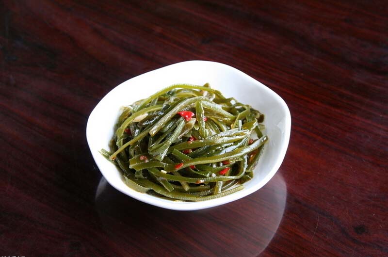 凉拌<a href=/shicai/shuichanpin/HaiDai/index.html target=_blank><u>海带</u></a>丝1