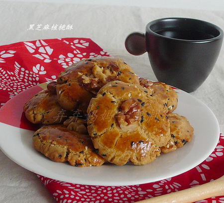 <a href=/shicai/guopin/HeiZhiMa/index.html target=_blank><u>黑<a href=/shicai/guopin/ZhiMa/index.html target=_blank><u>芝麻</u></a></u></a>核<a href=/shicai/guopin/Tao/index.html target=_blank><u>桃</u></a>酥的做法