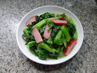 红<a href=/shicai/rouqin/PeiGen/index.html target=_blank><u>培根</u></a>炒菜芯