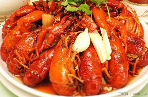 警惕!夏季吃下龙虾的原则、注意事项,吃小龙虾会致命的!