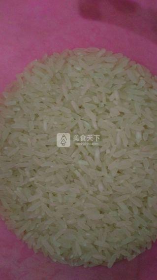 <a href=/shicai/rouqin/ZhuXin/index.html target=_blank><u>猪心</u></a>瘦肉粥