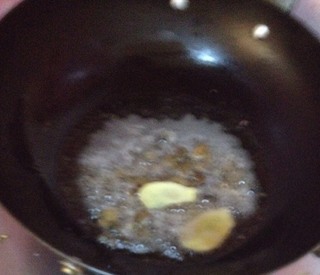 <a href=/shicai/shucai/XiHongShi/index.html target=_blank><u>西红柿</u></a>面片