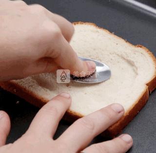 <a href=/shicai/mimian/ZhiShi/index.html target=_blank><u>芝士</u></a><a href=/shicai/mimian/NaiLao/index.html target=_blank><u>奶酪</u></a>土司