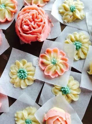 韩式豆沙霜裱花蛋糕