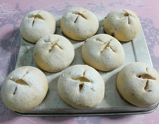 咖啡<a href=/shicai/mimian/MianBao/index.html target=_blank><u>面包</u></a>