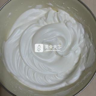 <a href=/shicai/guopin/MangGuo/index.html target=_blank><u>芒果</u></a><a href=/shicai/mimian/NaiYou/index.html target=_blank><u>奶油</u></a>蛋糕卷