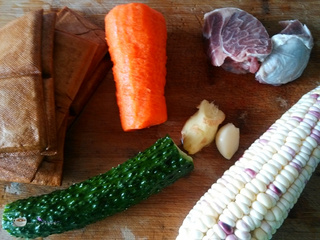 什锦<a href=/shicai/rouqin/NiuRou/index.html target=_blank><u>牛肉</u></a>丁