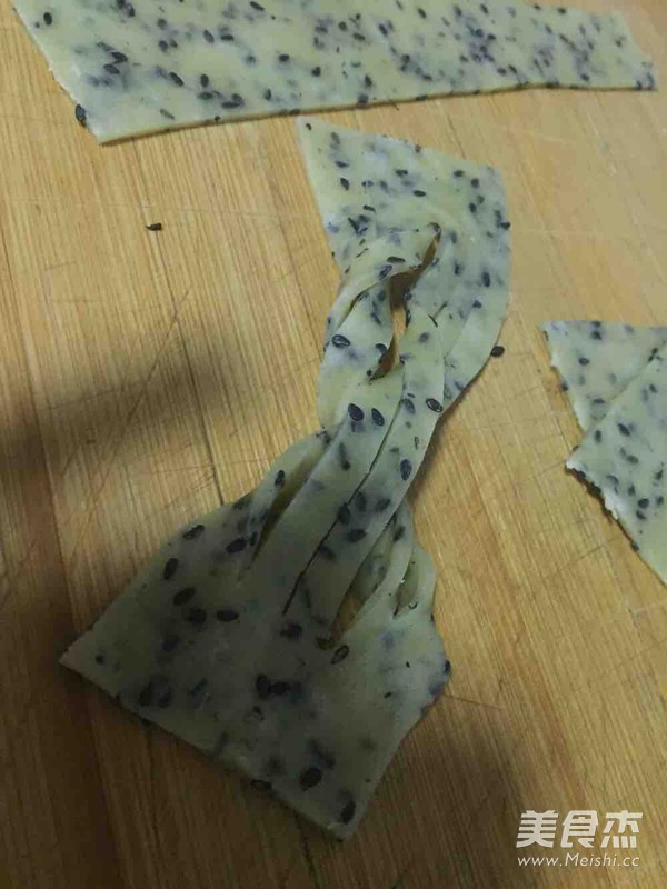 炸脆麻叶的做法