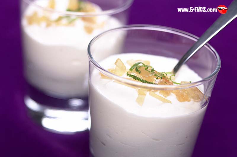 多大的宝宝可以喝<a href=/shicai/mimian/SuanNai/index.html target=_blank><u>酸奶</u></a>4