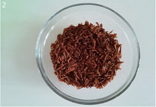 <a href=/shicai/mimian/QiaoKeLi/index.html target=_blank><u>巧克力</u></a>蛋糕步骤15