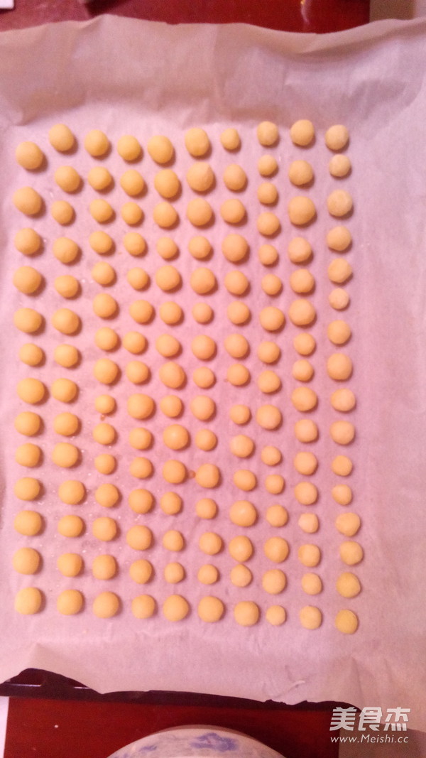 <a href=/shicai/diaoweipin/FengMi/index.html target=_blank><u>蜂蜜</u></a>小馒头的做法