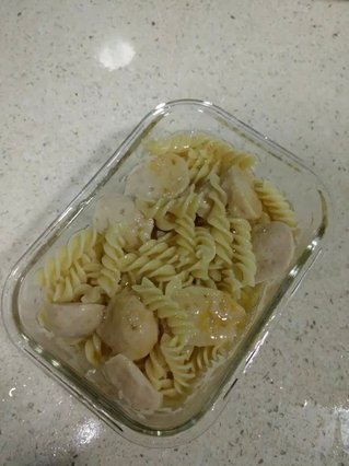 <a href=/shicai/rouqin/JiDan/index.html target=_blank><u>鸡蛋</u></a><a href=/shicai/shuichanpin/YuWan/index.html target=_blank><u>鱼丸</u></a>蒸<a href=/shicai/mimian/YiMian/index.html target=_blank><u>意面</u></a>