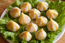 <a href=/shicai/shuichanpin/15533.html target=_blank><u>蟹黄</u></a>包