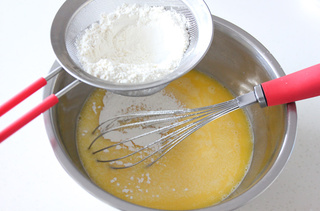 <a href=/shicai/guopin/LiuLian/index.html target=_blank><u>榴莲</u></a>千层蛋糕