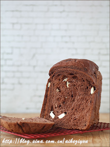 <a href=/shicai/mimian/QiaoKeLi/index.html target=_blank><u>巧克力</u></a><a href=/shicai/mimian/NaiLao/index.html target=_blank><u>奶酪</u></a><a href=/shicai/mimian/MianBao/index.html target=_blank><u>面包</u></a>的做法