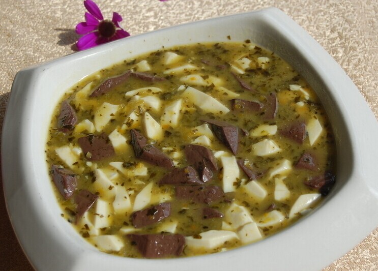 鸭<a href=/shicai/rouqin/Xue/index.html target=_blank><u>血</u></a><a href=/shicai/mimian/DouFu/index.html target=_blank><u>豆腐</u></a>