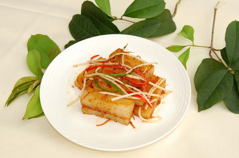 <a href=/shicai/rouqin/XiangChang/index.html target=_blank><u>香肠</u></a>的做法大全3