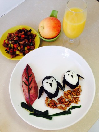 企<a href=/shicai/rouqin/E/index.html target=_blank><u>鹅</u></a>饭团