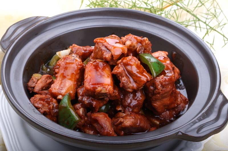 <a href=/shicai/diaoweipin/FanQieJiang/index.html target=_blank><u>番茄酱</u></a><a href=/shicai/rouqin/PaiGu/index.html target=_blank><u>排骨</u></a>的做法1