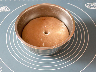 <a href=/shicai/guopin/LanMei/index.html target=_blank><u>蓝莓</u></a>乳酪全麦包