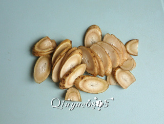 <a href=/shicai/shucai/NiuPang/index.html target=_blank><u>牛蒡</u></a><a href=/shicai/guopin/GouQi/index.html target=_blank><u>枸杞</u></a>茶