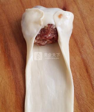 <a href=/shicai/rouqin/NiuRou/index.html target=_blank><u>牛肉</u></a>酥饼