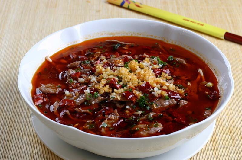 水煮<a href=/shicai/rouqin/NiuRou/index.html target=_blank><u>牛肉</u></a>的做法2